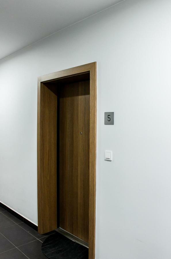 Modern Business Close To Center Check In 24h Apartment *