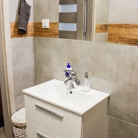 Modern Business Apartment Close To City Center Check In 24H Posen Exterior foto